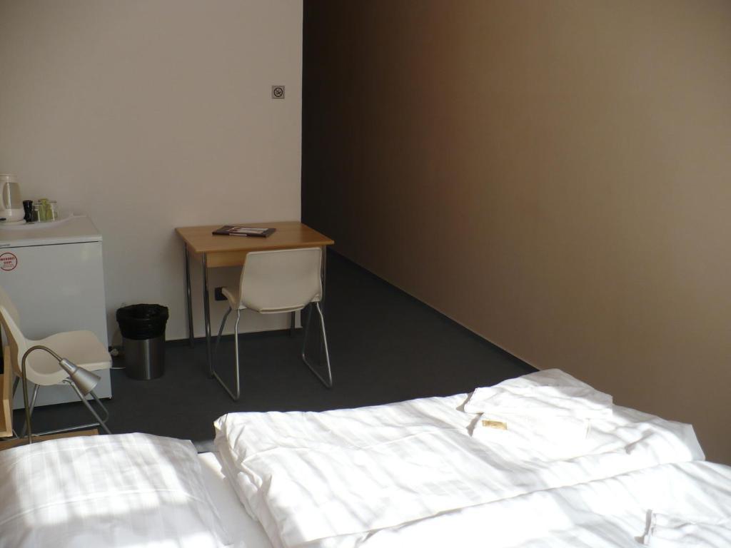 Pension Milk Inn Prague Room photo