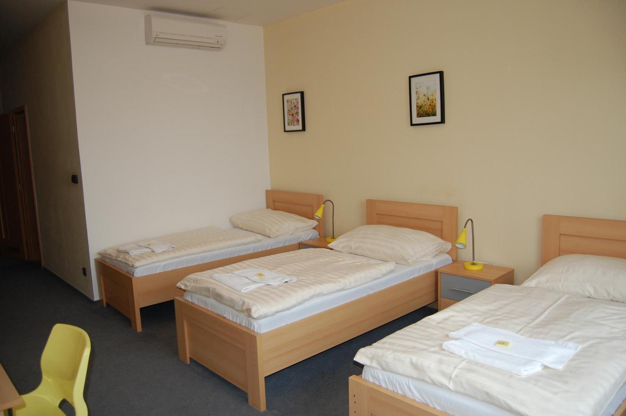 Pension Milk Inn Prague Room photo